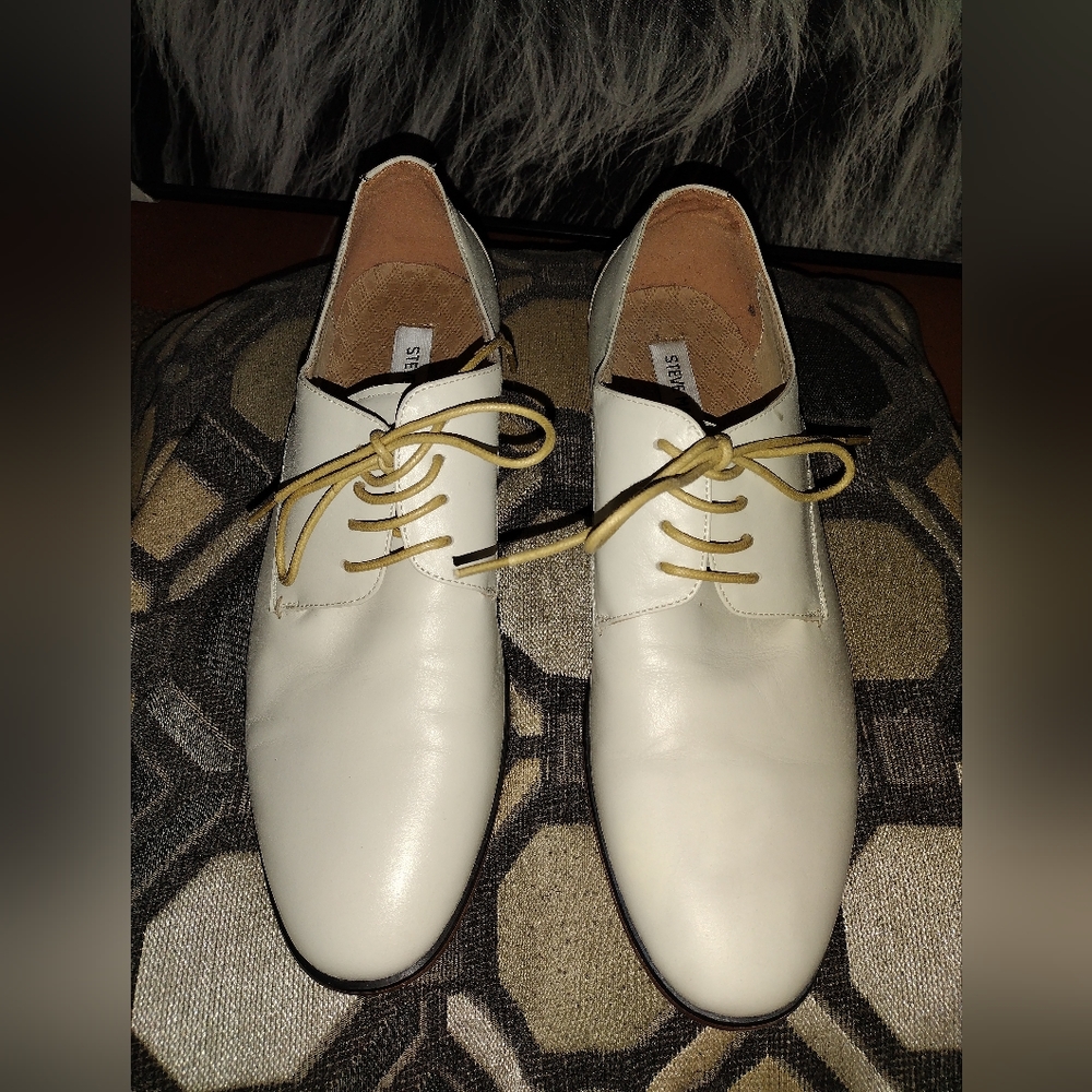 Steve Madden Leather Trotter